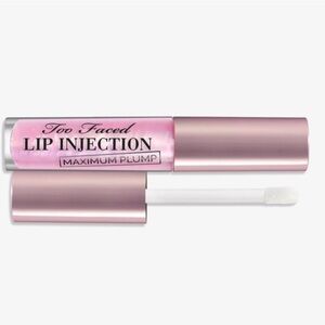 Travel Size Lip Injection Maximum Plump Extra Strength Hydrating Lip Plumper